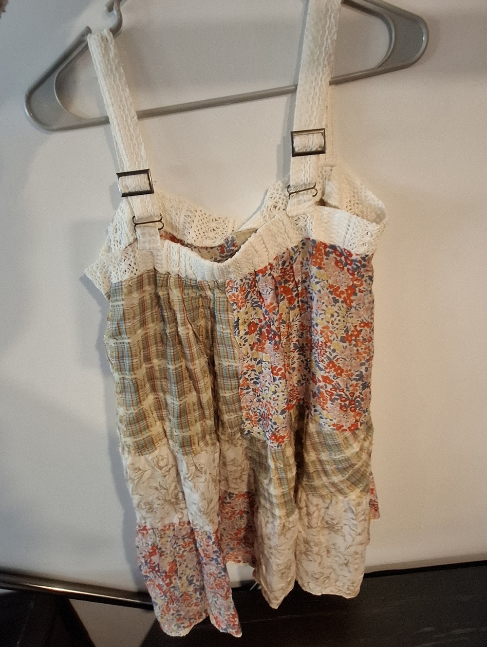 POL Boho Lace Trim & Patchwork Floral Plaid Mini Dress in Cream, Red, Blue NWOT - Picture 4 of 4